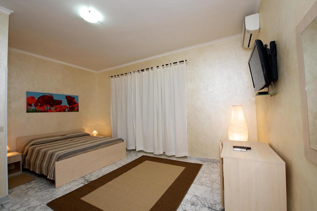 Guesthouse Holiday And Rome Extérieur photo